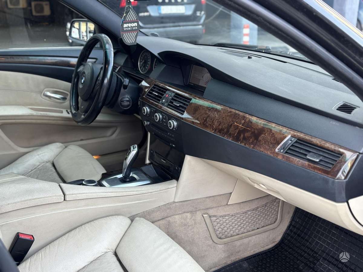 BMW 535, 3.0 l., wagon