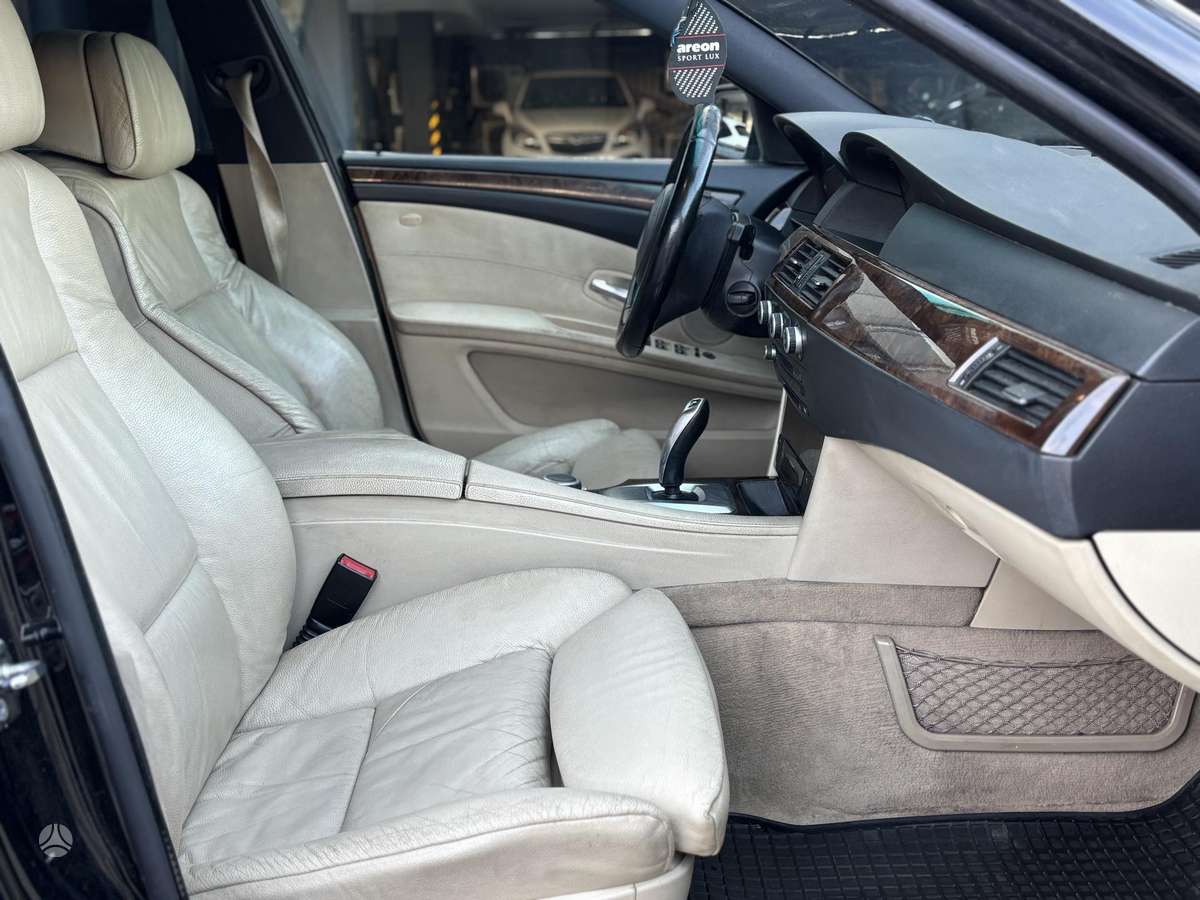 BMW 535, 3.0 l., wagon