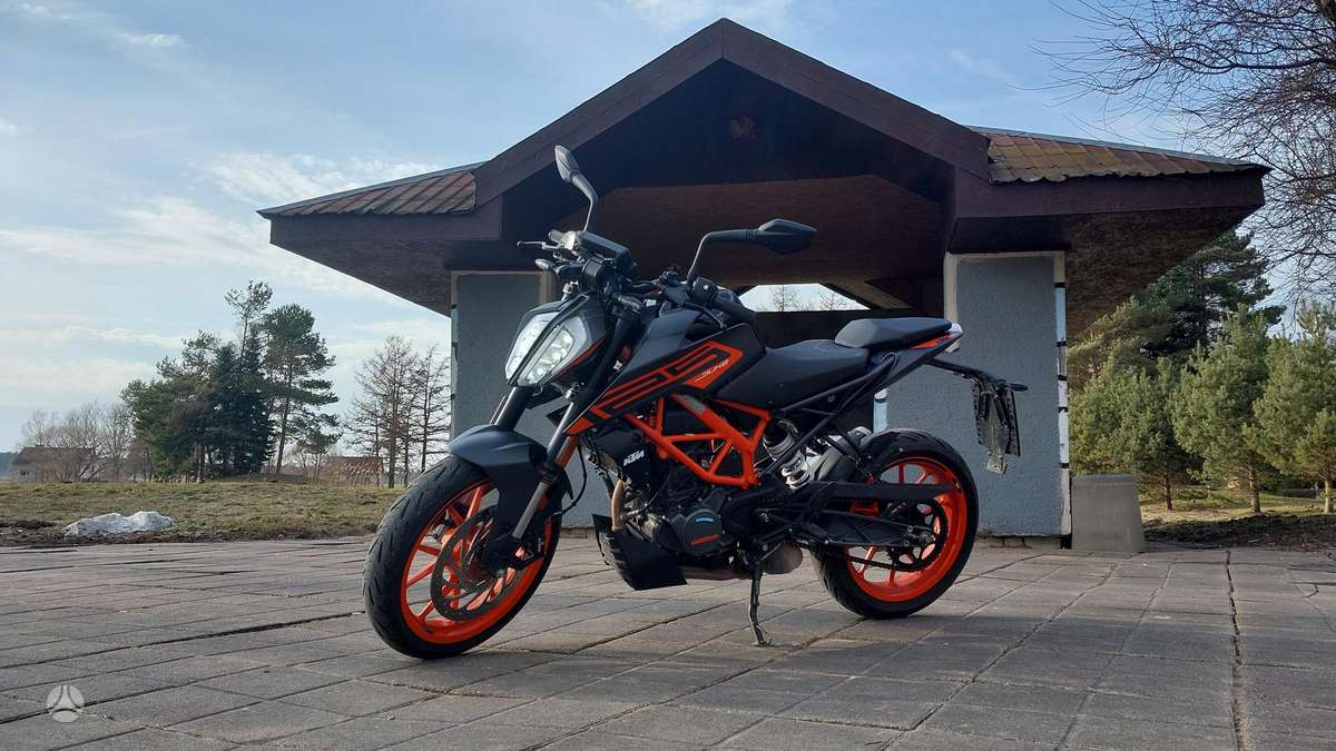 KTM Duke 125cc, street / classic