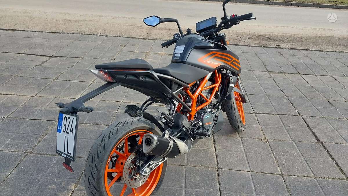 KTM Duke 125cc, street / classic