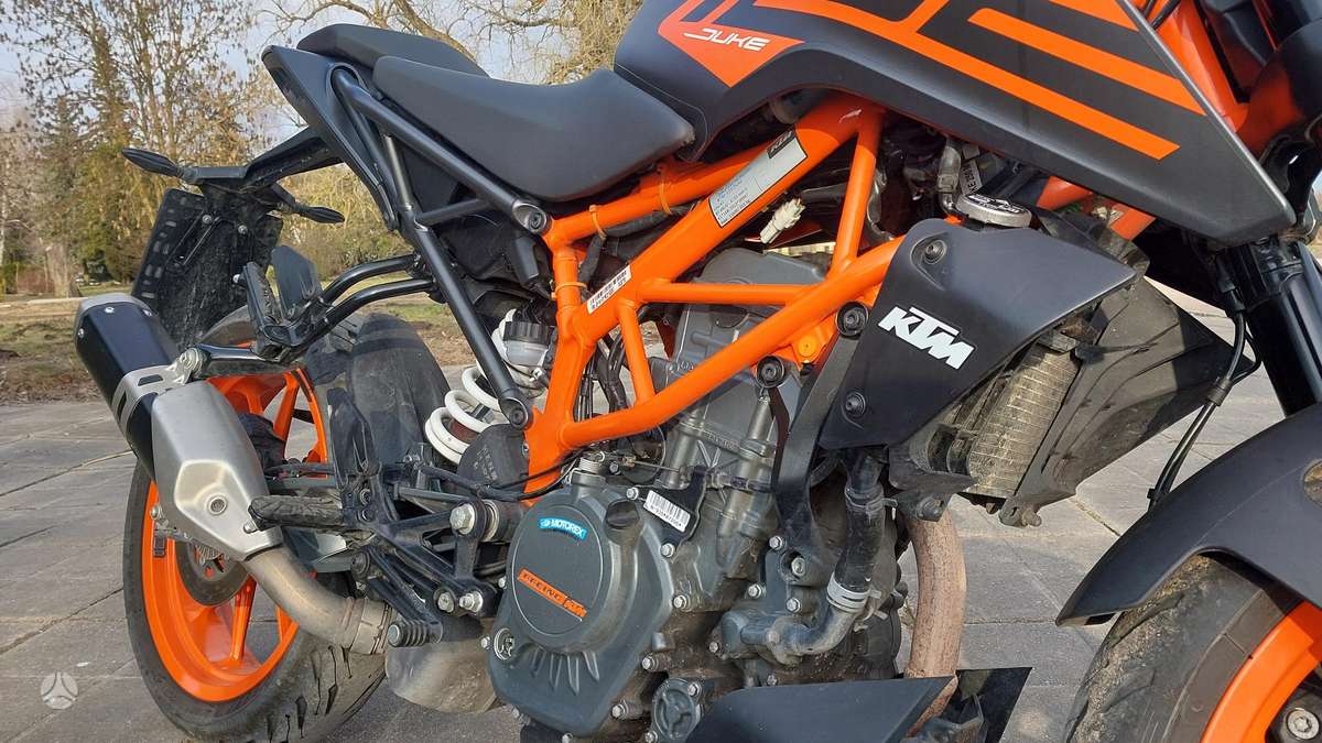 KTM Duke 125cc, street / classic
