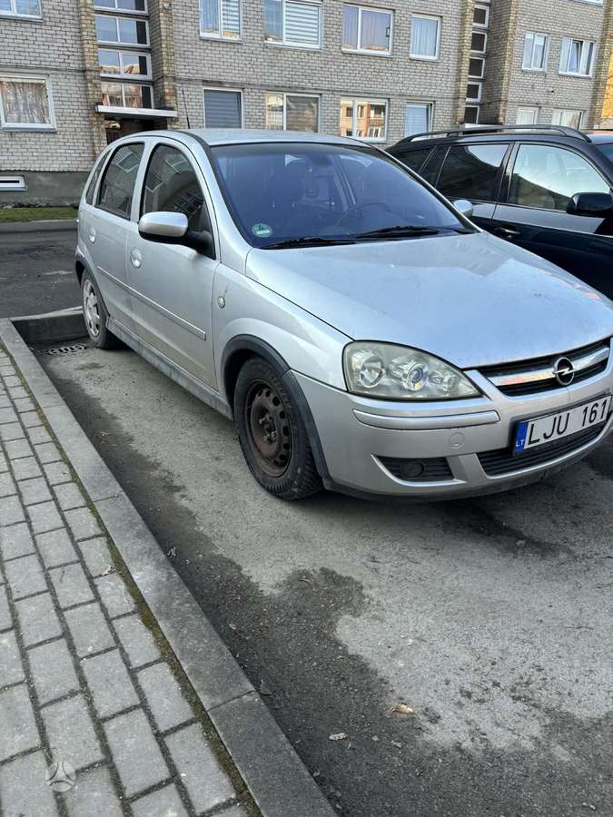 Opel Corsa, 1.2 l., Хэтчбек