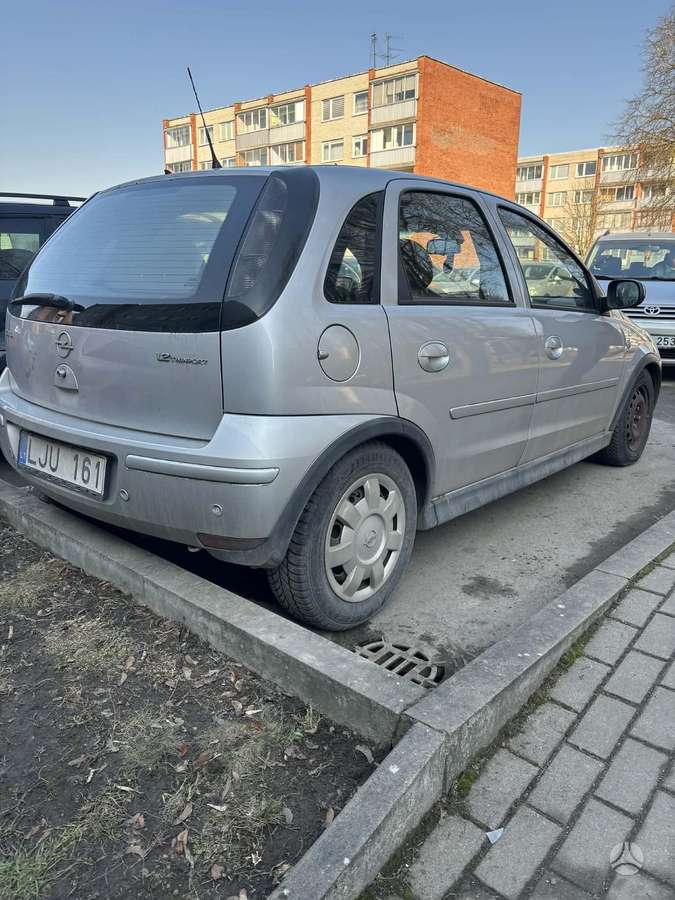 Opel Corsa, 1.2 l., hatchback