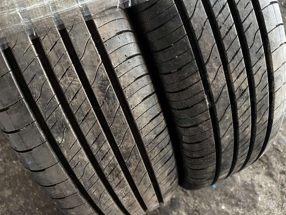 Goodyear, vasarinės 215/60 R17