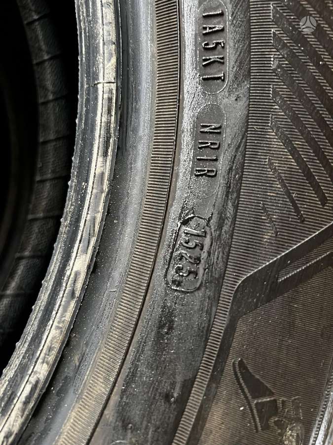 Goodyear, vasarinės 215/60 R17