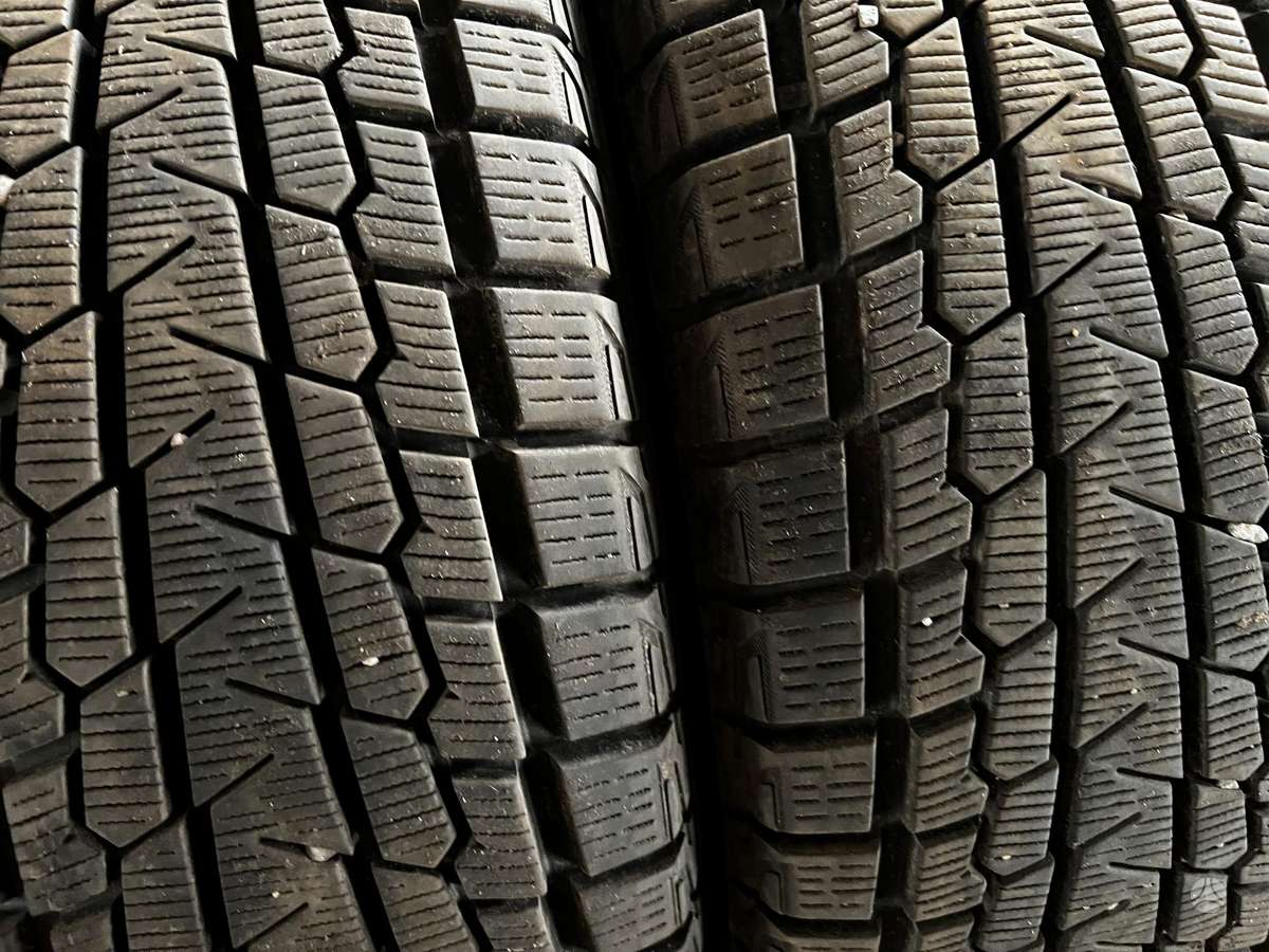 Yokohama, žieminės 225/60 R18
