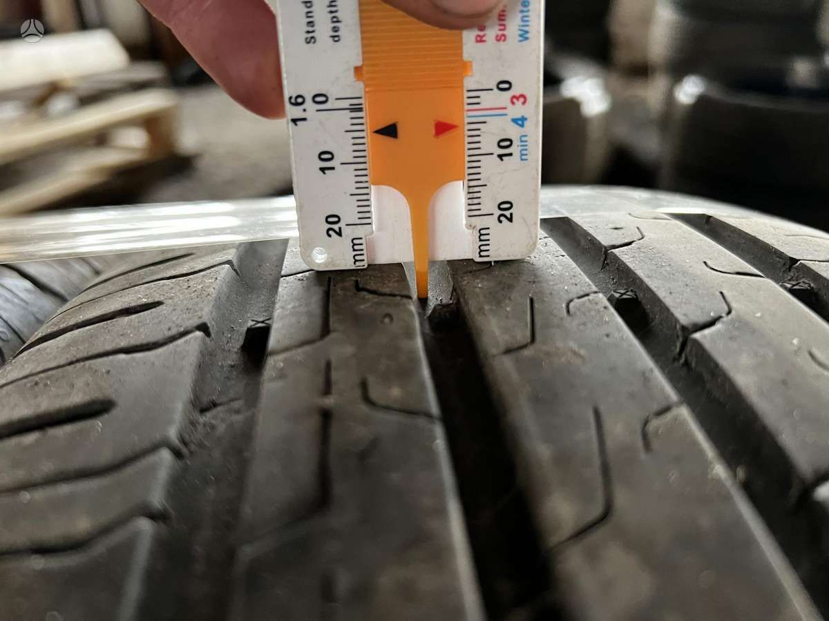 Continental, летние 215/55 R17
