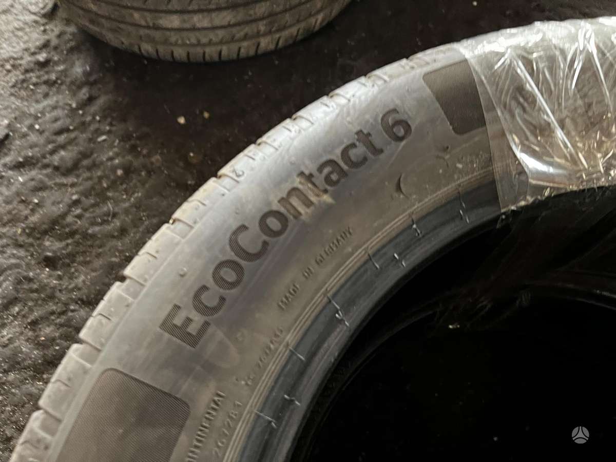 Continental, летние 215/55 R17