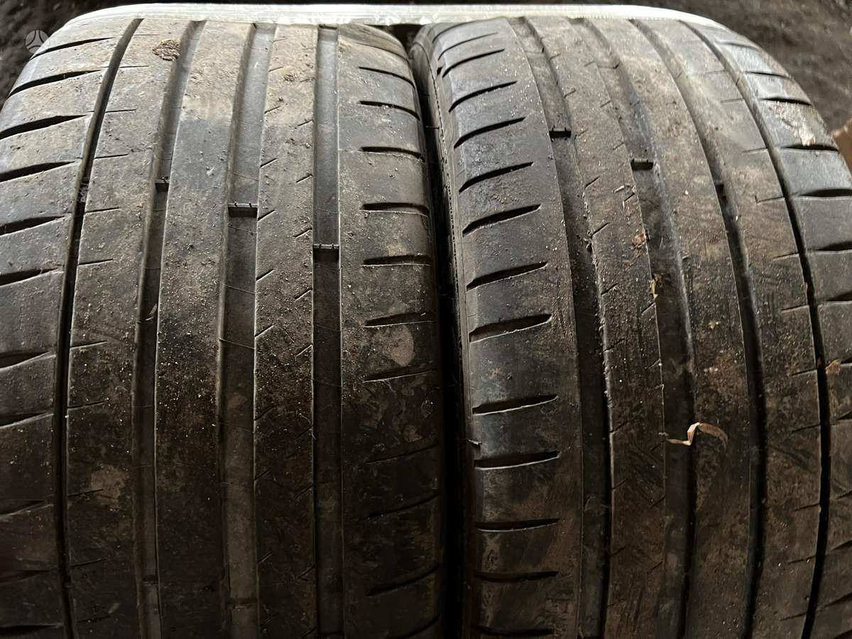 Michelin, летние 235/40 R18