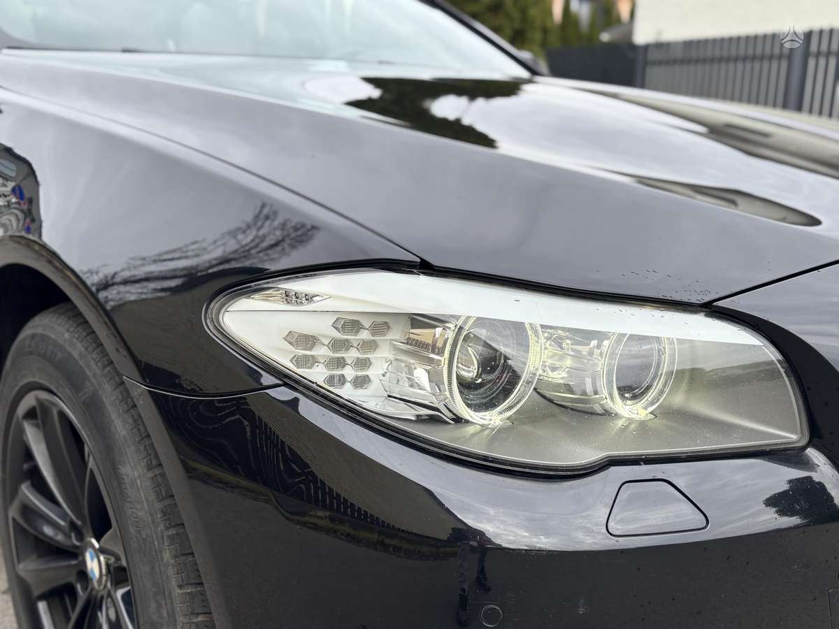 BMW 528, 3.0 l., universalas