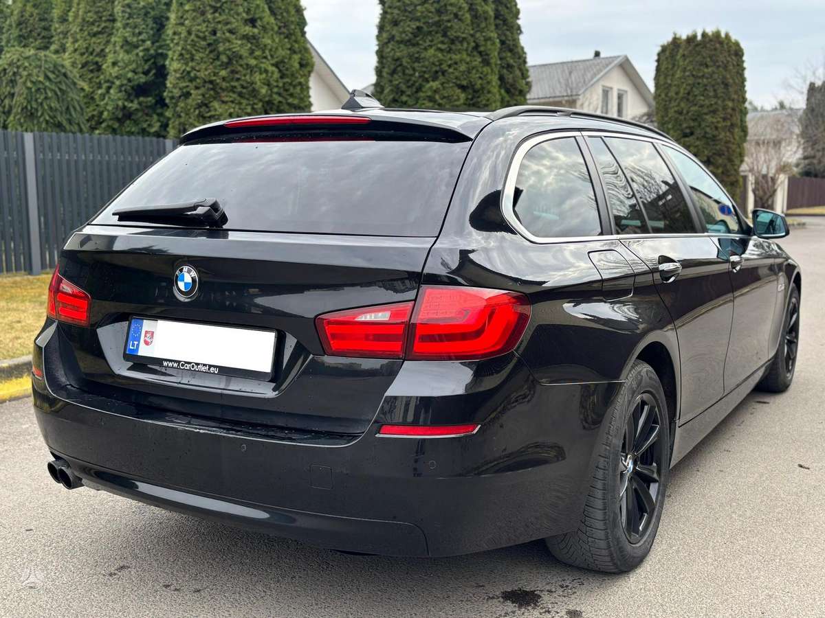 BMW 528, 3.0 l., universalas