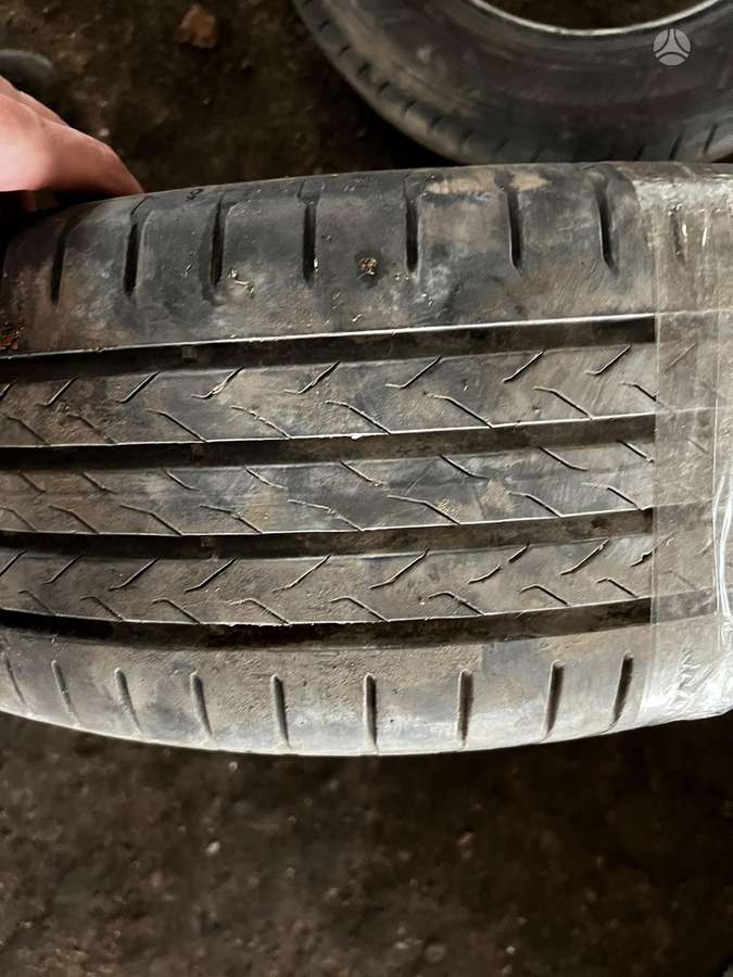 Continental, летние 215/55 R18