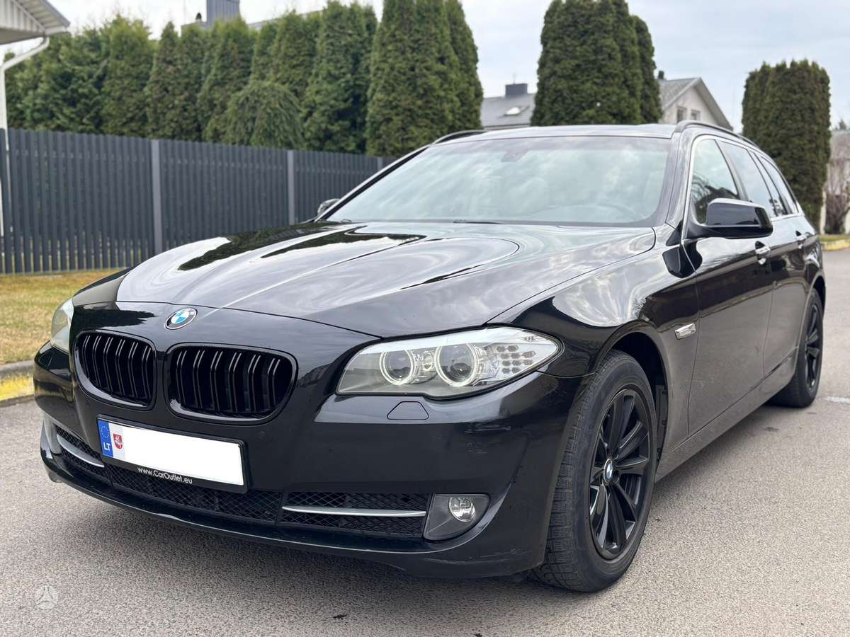 BMW 528, 3.0 l., universalas