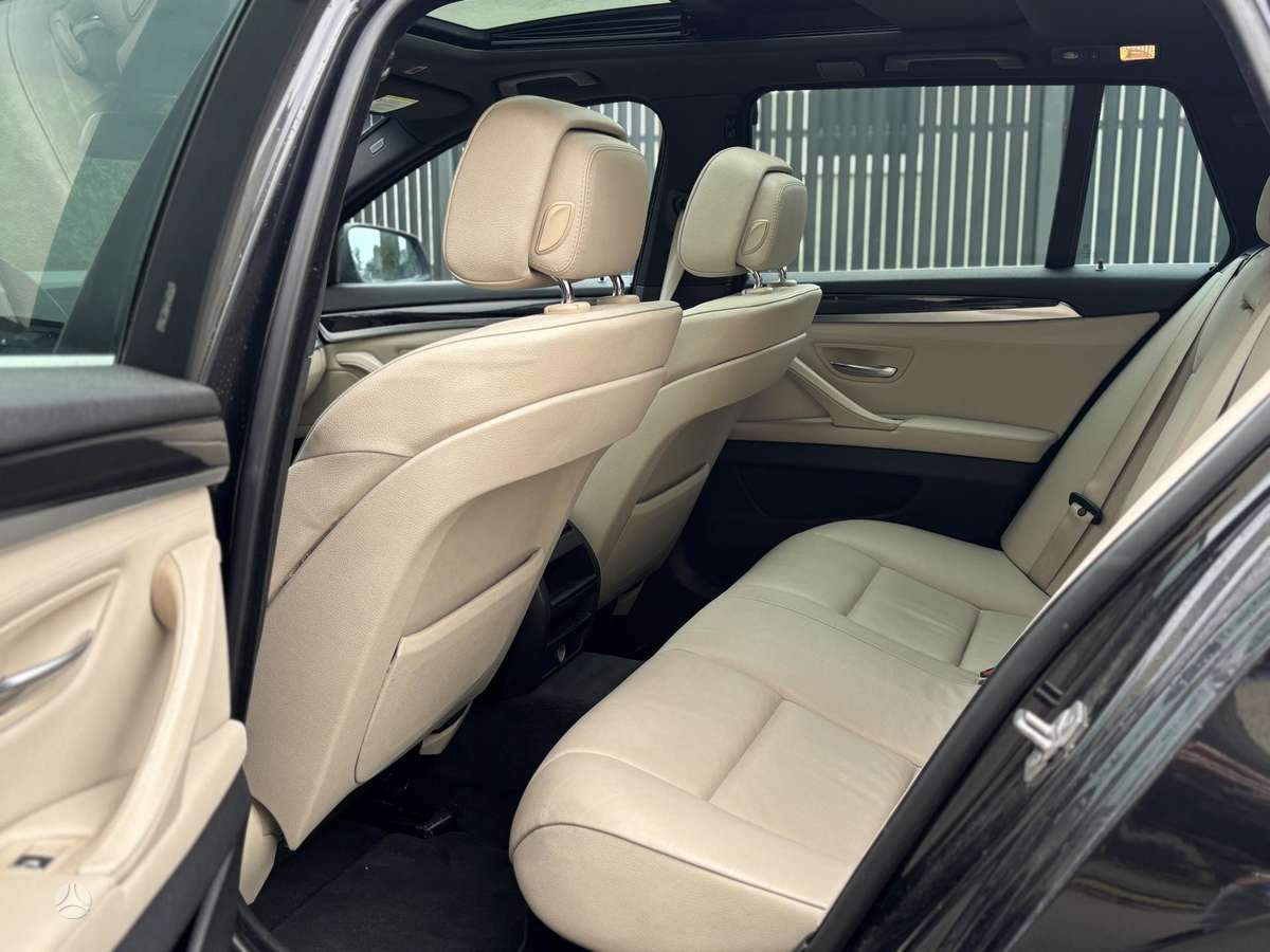 BMW 528, 3.0 l., universalas