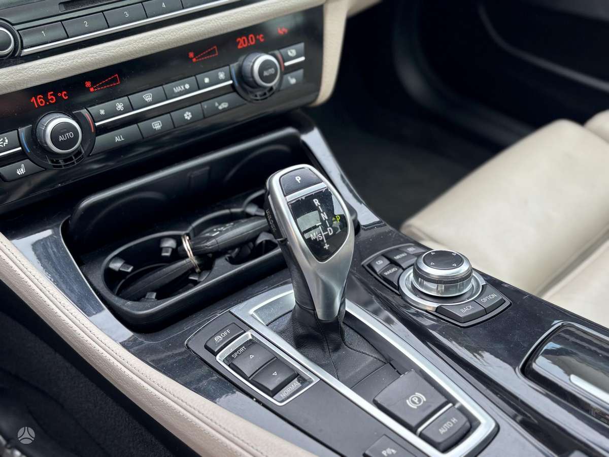 BMW 528, 3.0 l., Универсал