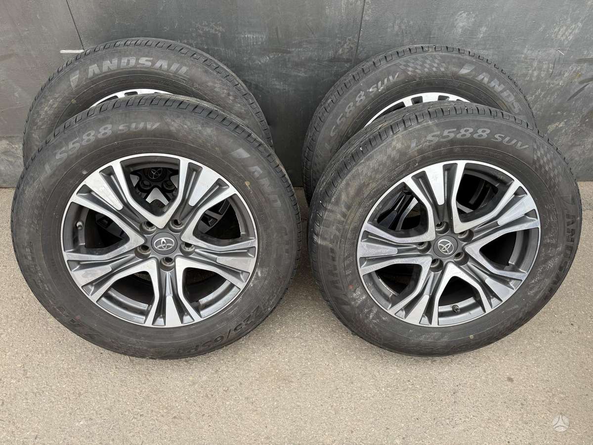 Toyota RAV4 Originalus 2015m, легкосплавные , R17