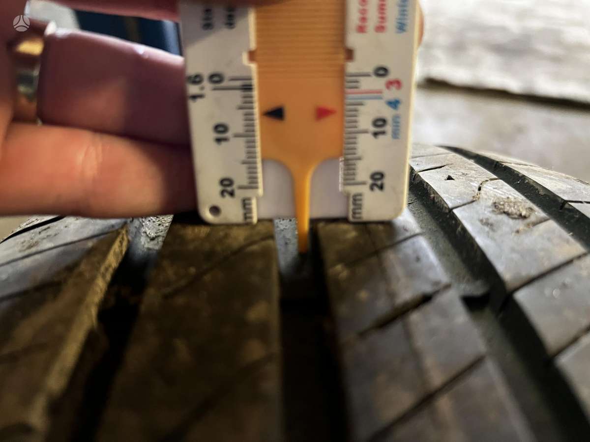 Goodyear, летние 215/60 R17