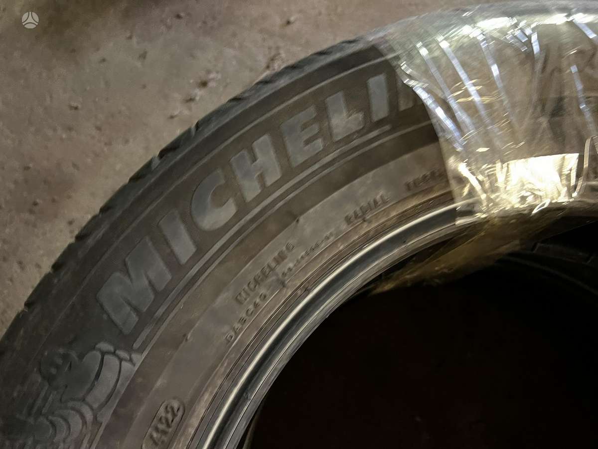 Michelin, summer 215/65 R17