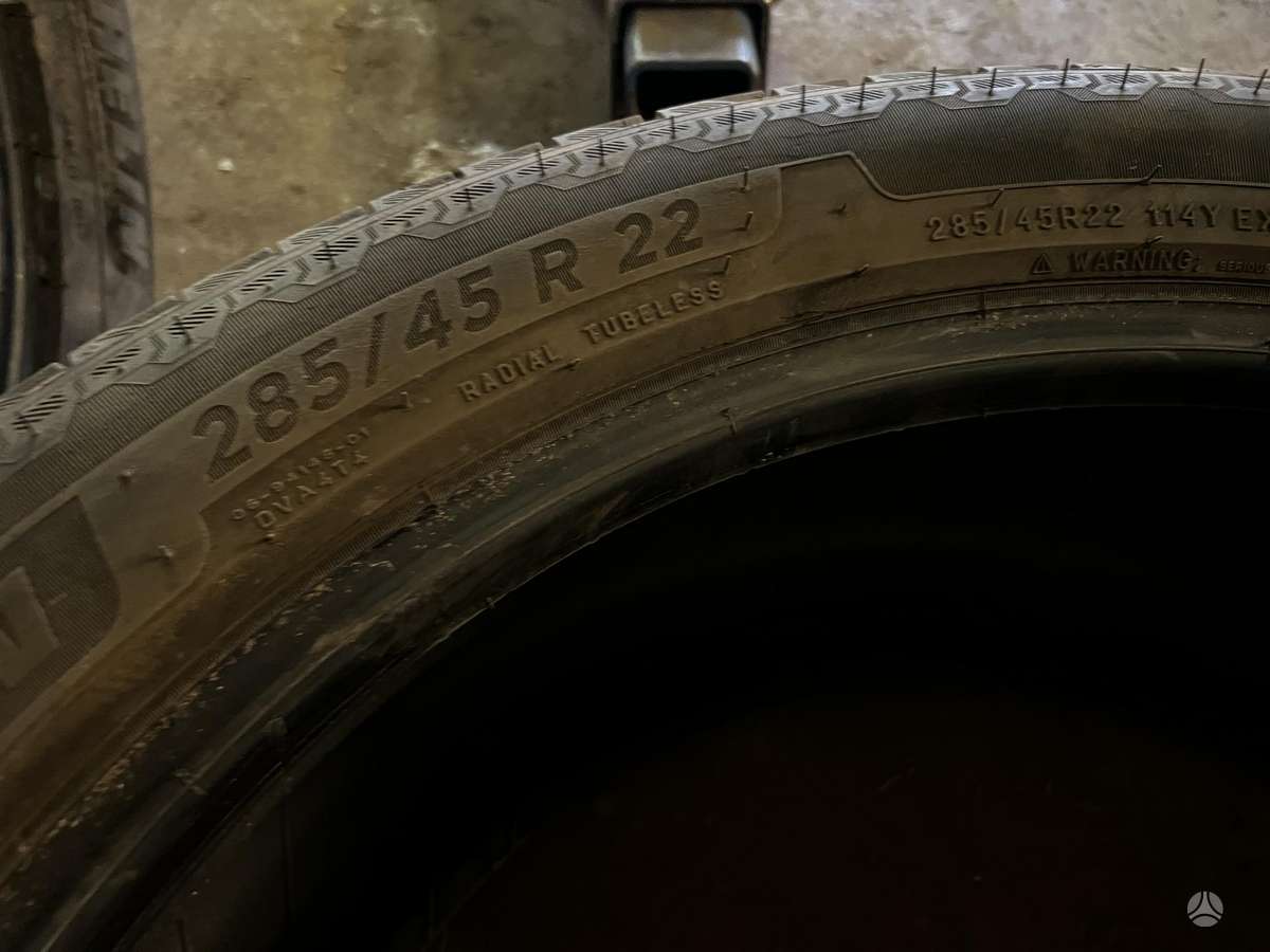Michelin, all-season 285/45 R22