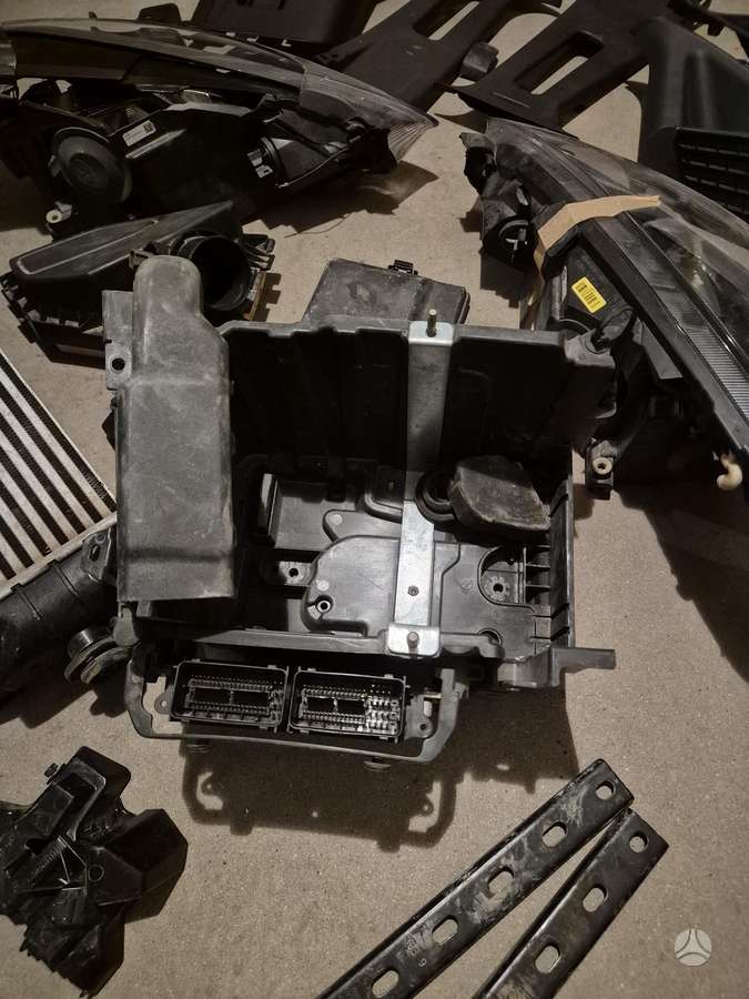 Ford Fiesta детали кузова