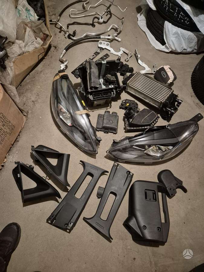 Ford Fiesta детали кузова