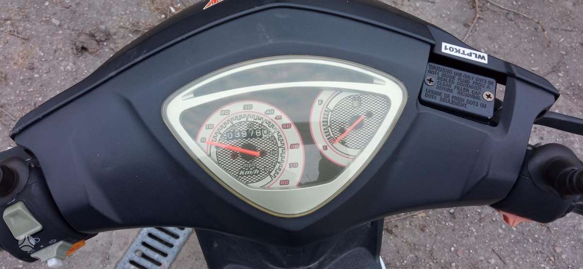 Yiben YB50QT-3 50cc, scooters / mopeds