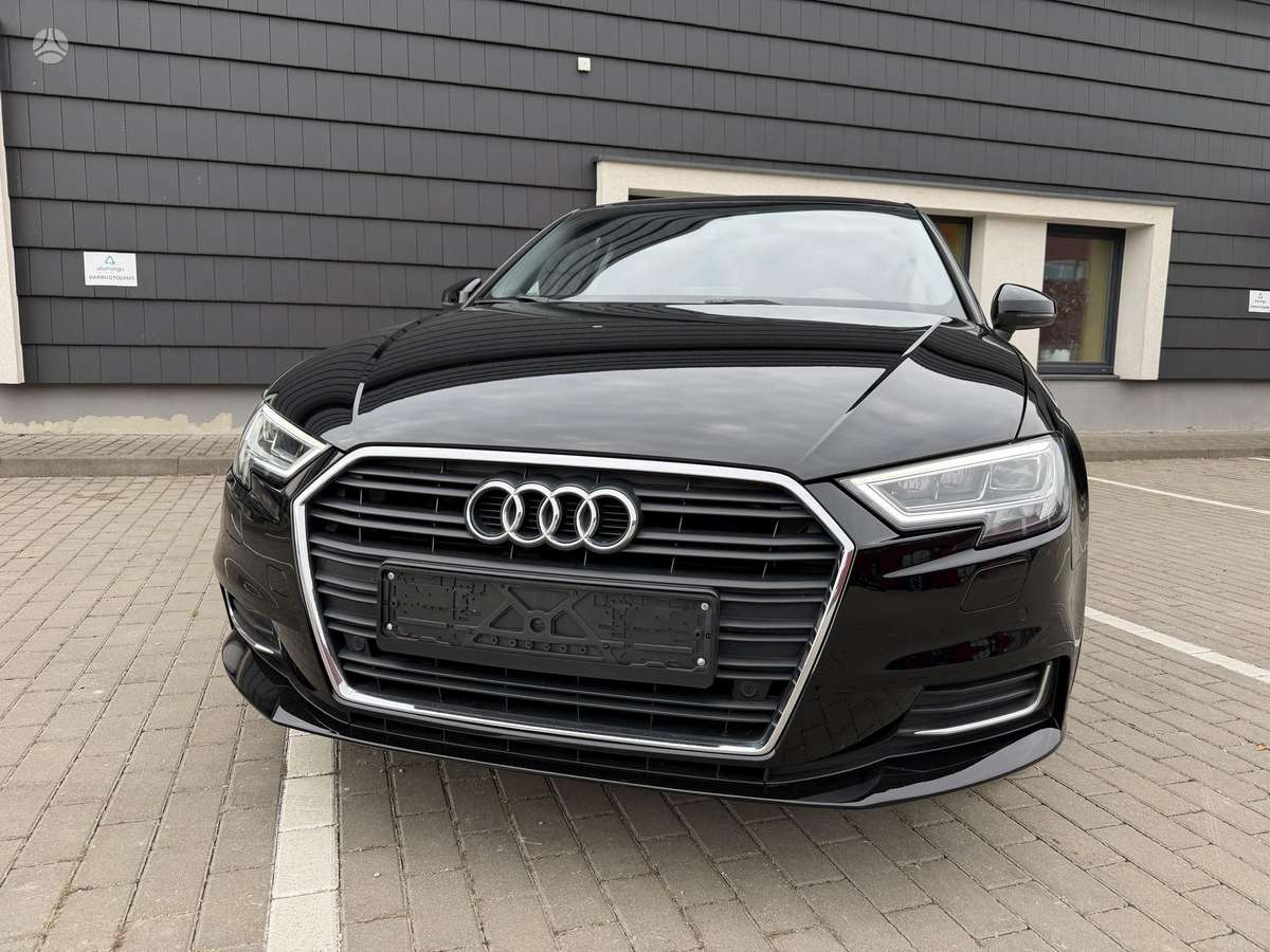 Audi A3, 1.6 l., Хэтчбек