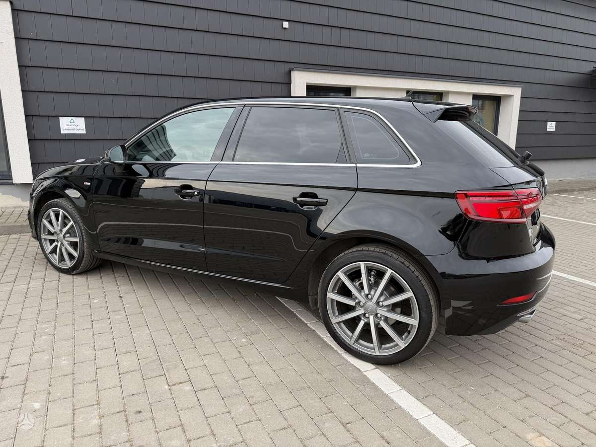 Audi A3, 1.6 l., hatchback