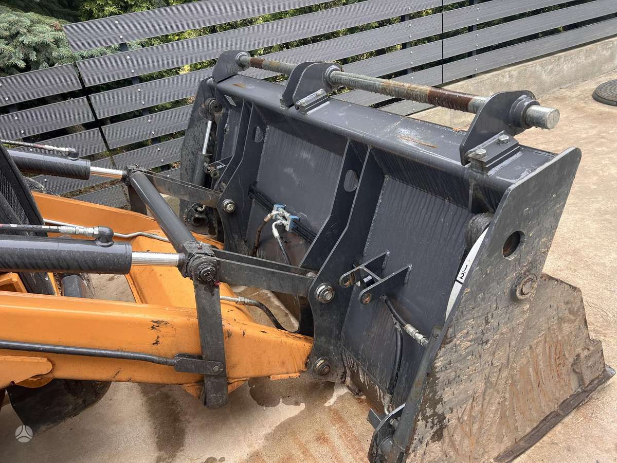 Case 580SV, excavator loader