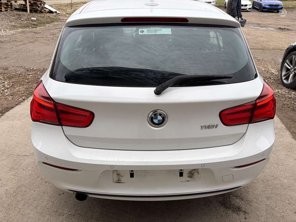 BMW 1 serija