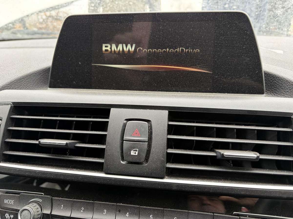 BMW 1 serija