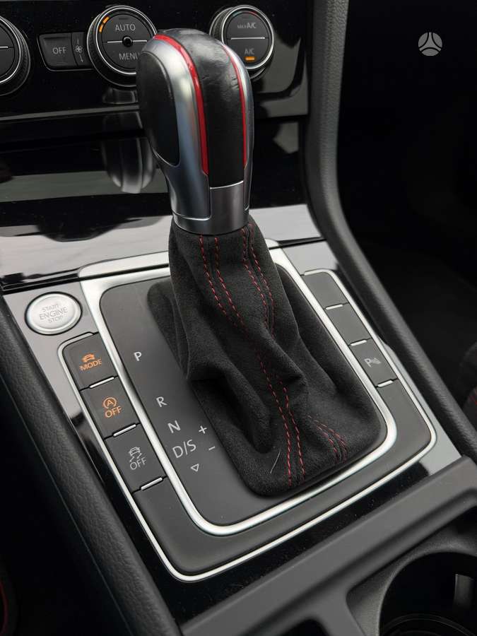 Volkswagen Golf, 2.0 l., hatchback