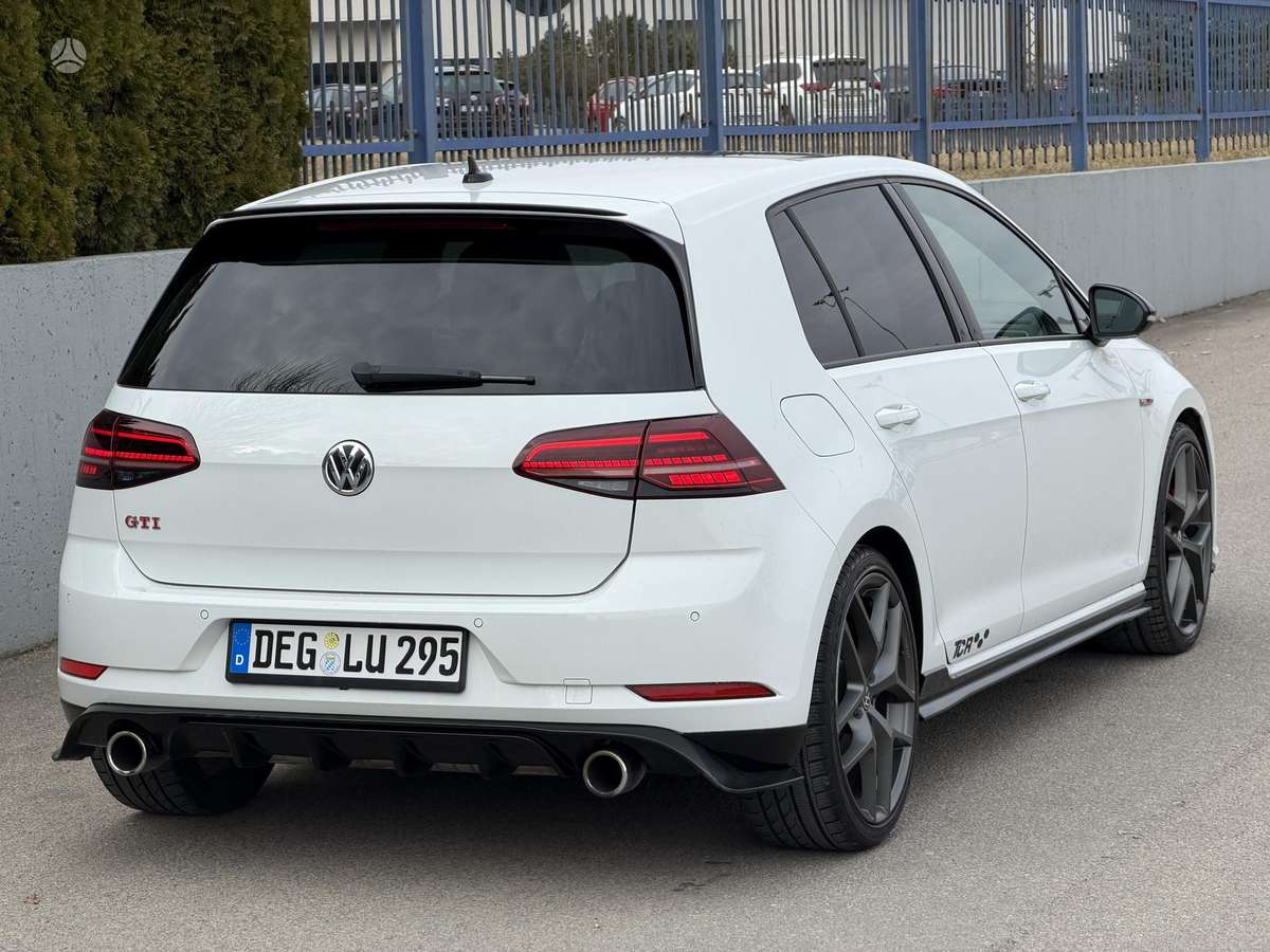 Volkswagen Golf, 2.0 l., hatchback