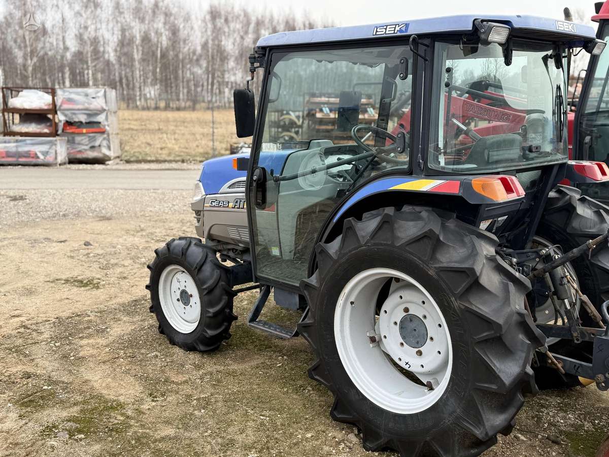 Iseki AT-33, tractors