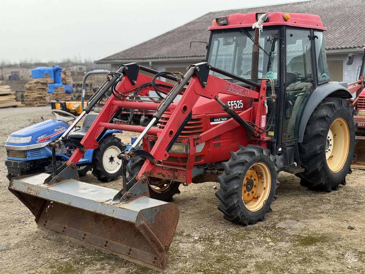 Yanmar EF-525, tractors