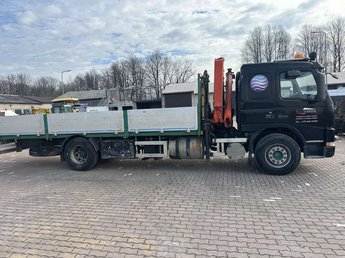 Volvo FM, platformas
