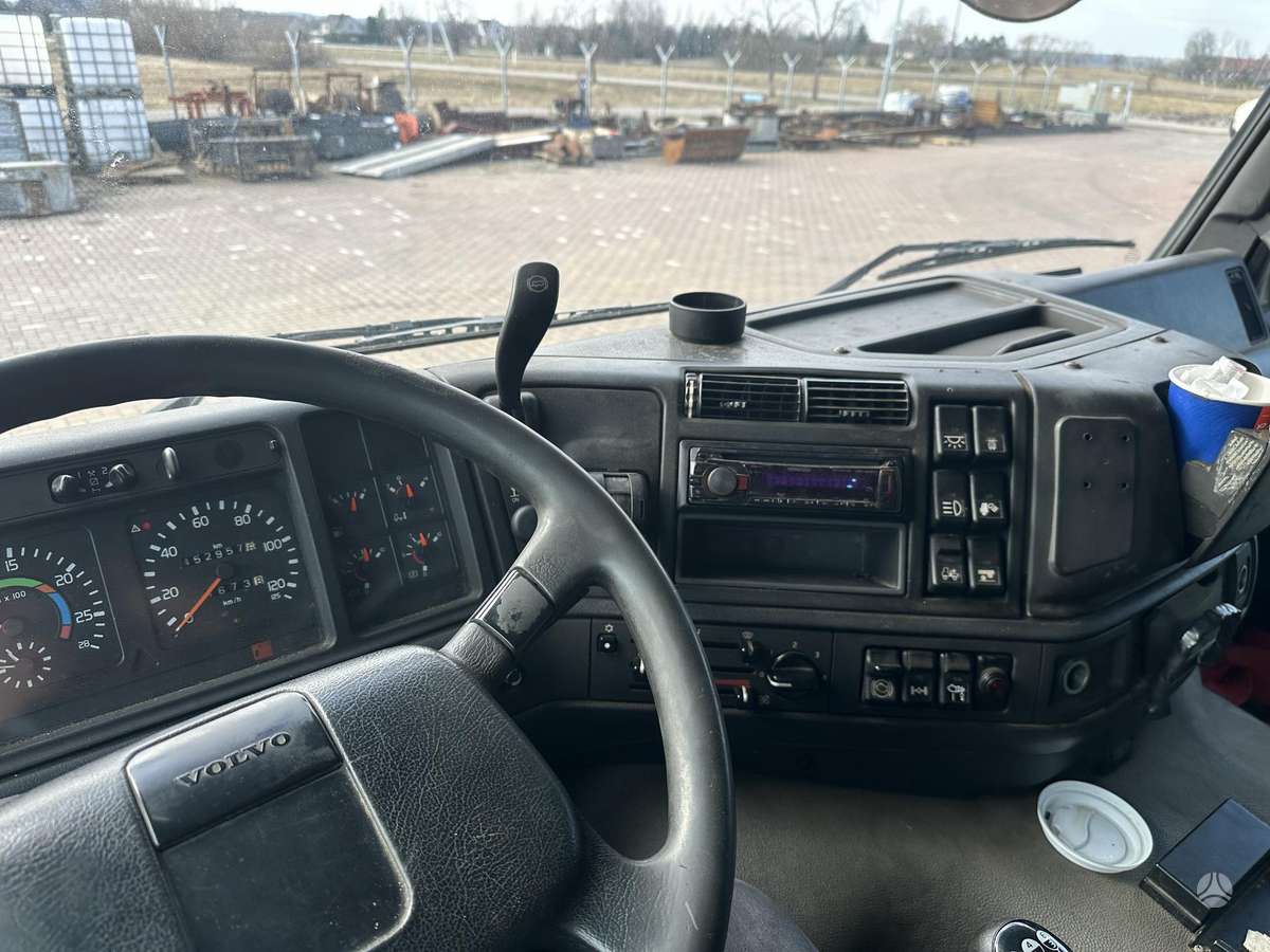 Volvo FM, flatbeds