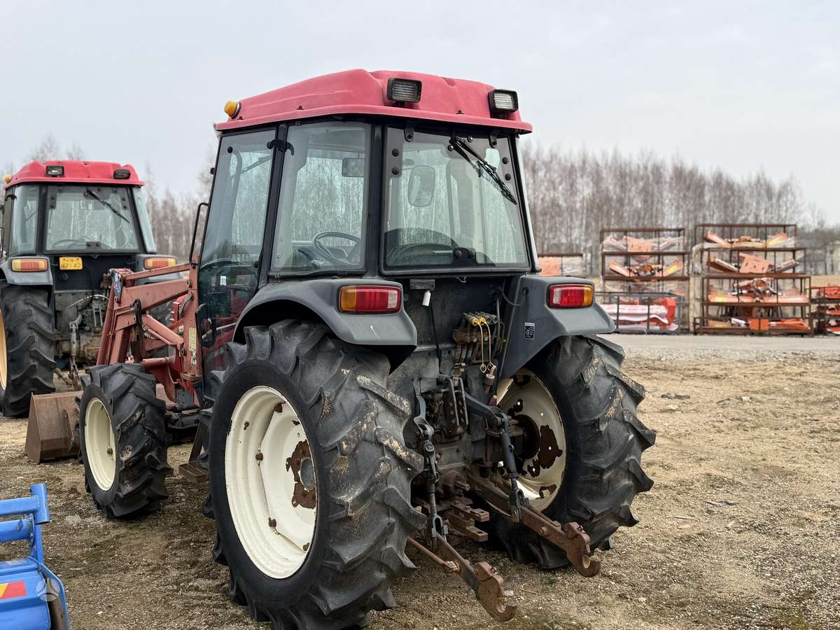 Yanmar EF-555, tractors
