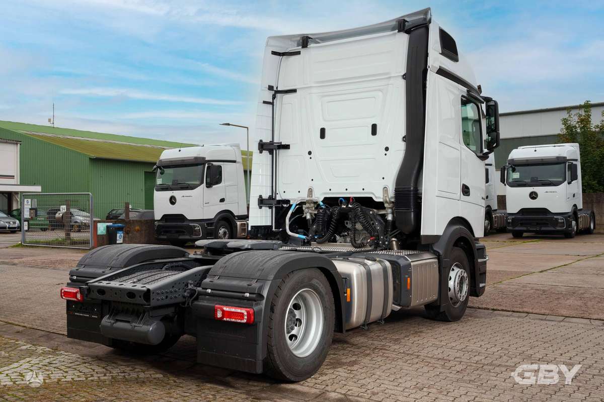 Mercedes-Benz Actros L Pro Cab 1845, double sleeper