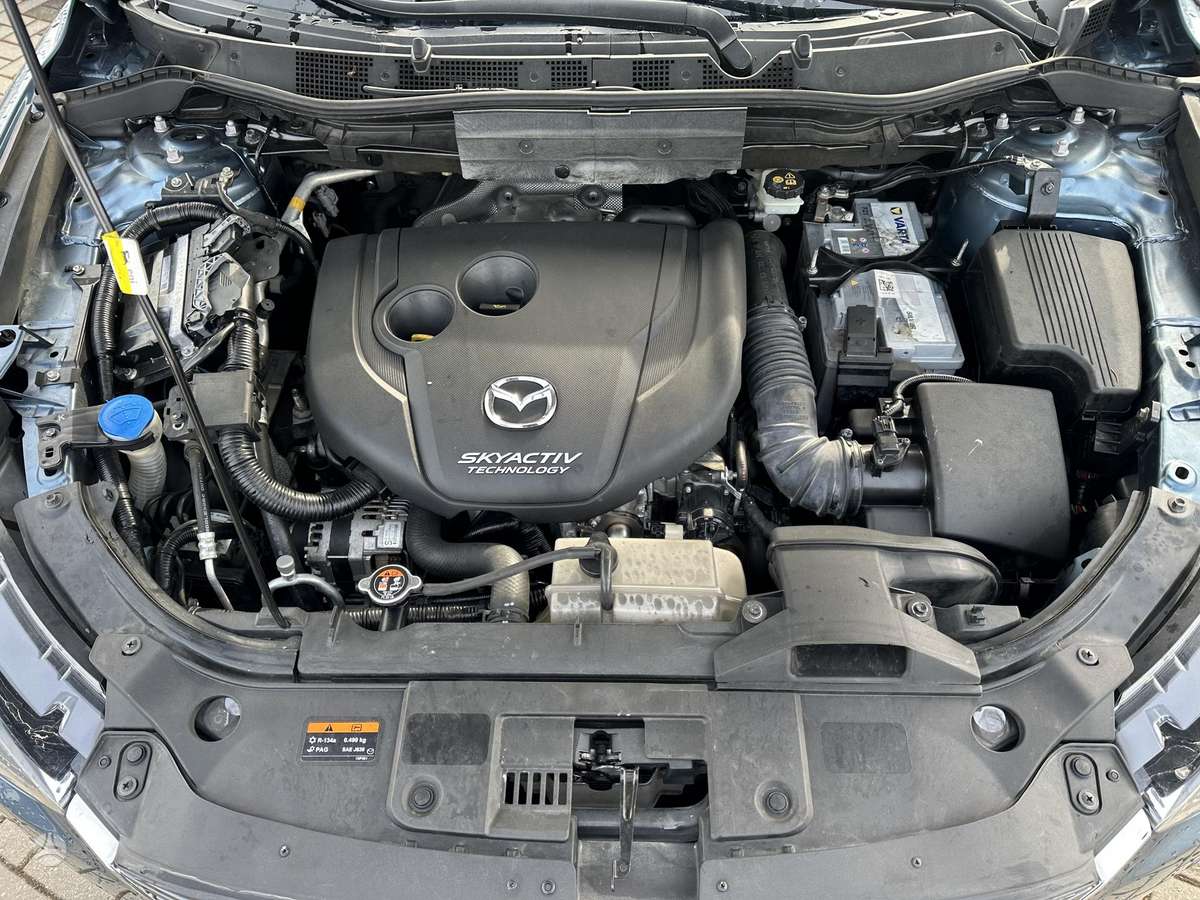Mazda CX-5, 2.2 l., Внедорожник / Кроссовер