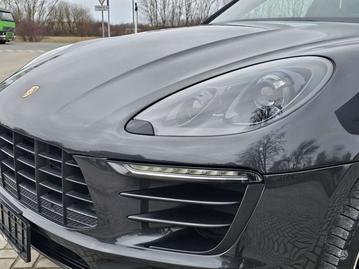 Porsche Macan, 2.0 l., Внедорожник / Кроссовер