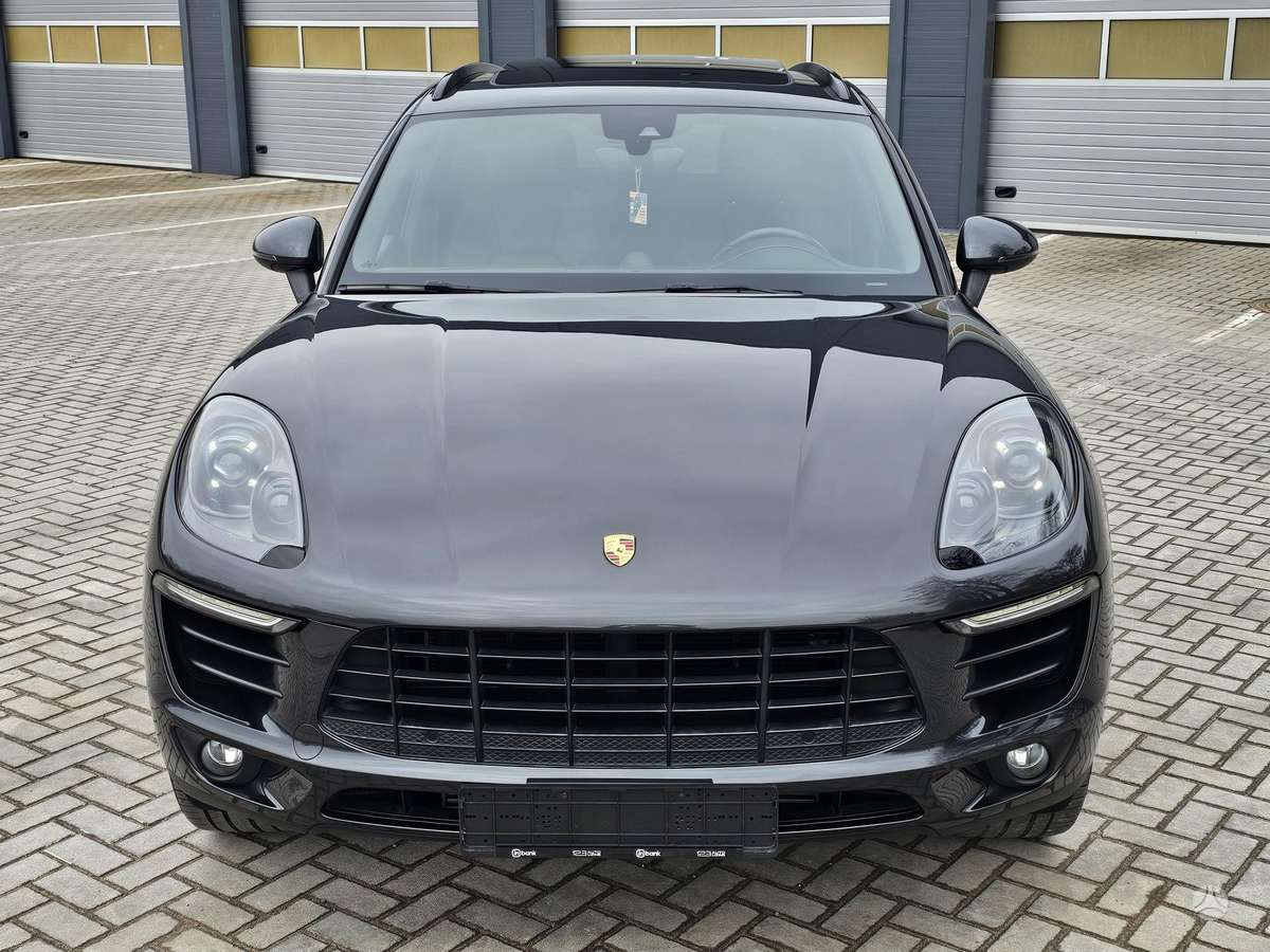 Porsche Macan, 2.0 l., off-road / crossover