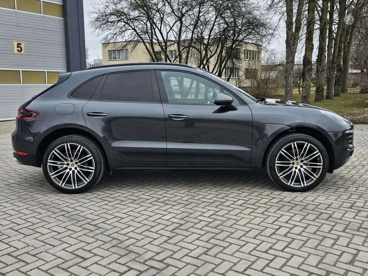 Porsche Macan, 2.0 l., Внедорожник / Кроссовер