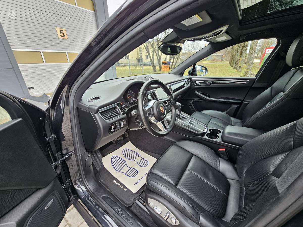 Porsche Macan, 2.0 l., Внедорожник / Кроссовер