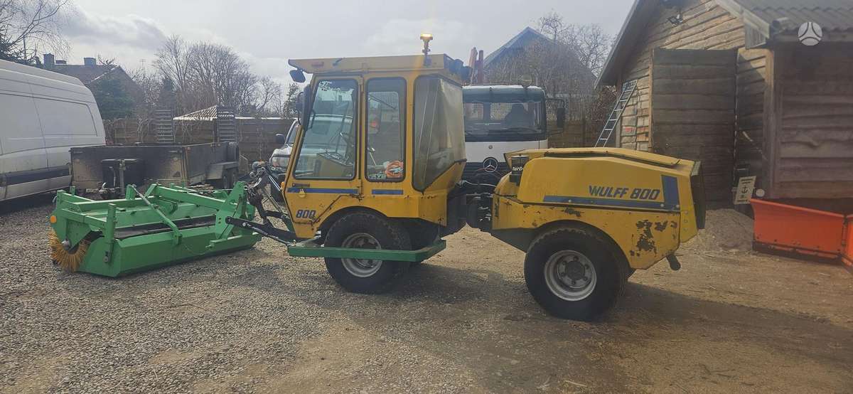 WOLF 800r, mini krautuvai