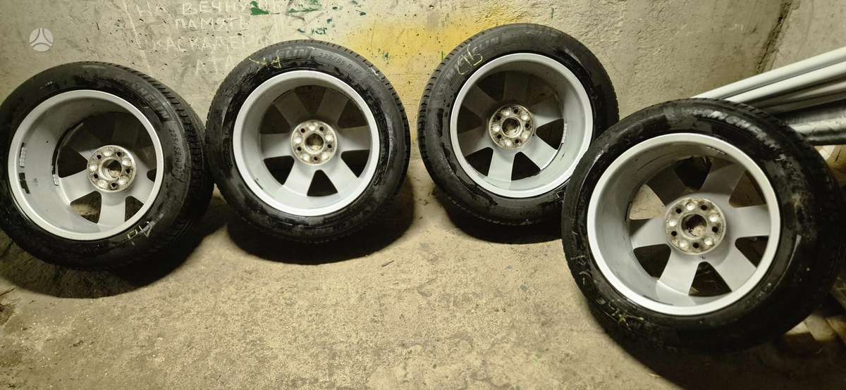 Audi A6, lengvojo lydinio, R17