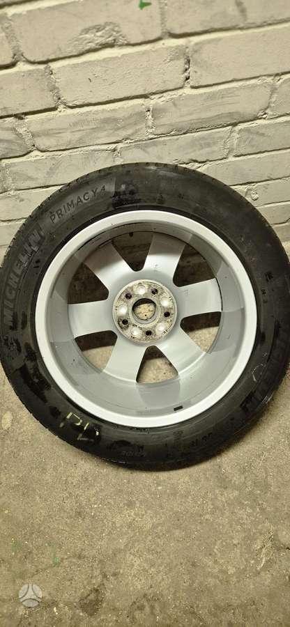 Audi A6, lengvojo lydinio, R17