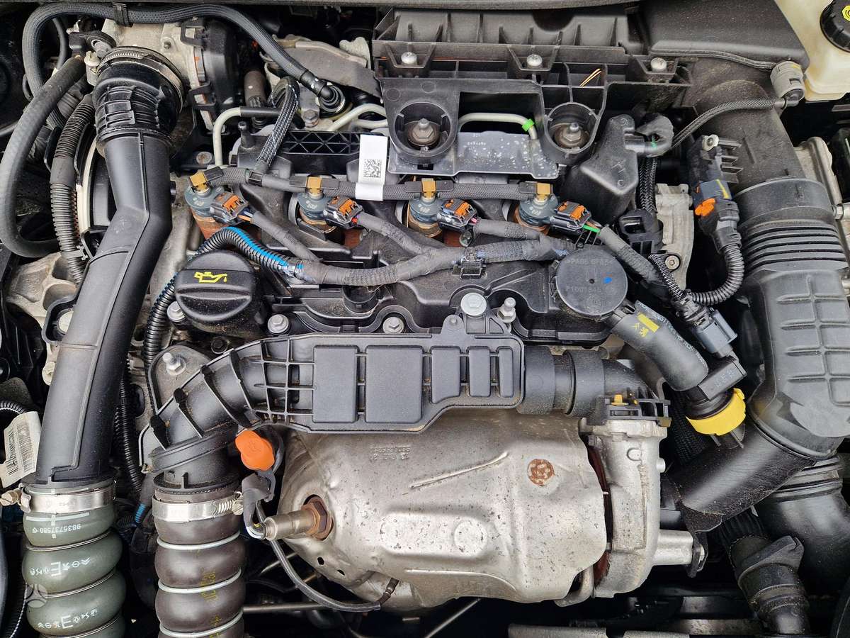 Opel Mokka B по частям