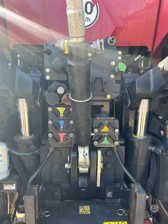 Case-IH Magnum 280, tractors