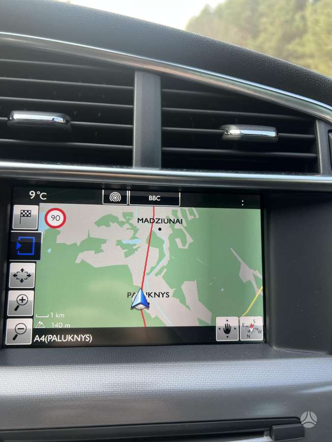 Citroen C4, 1.2 l., hatchback